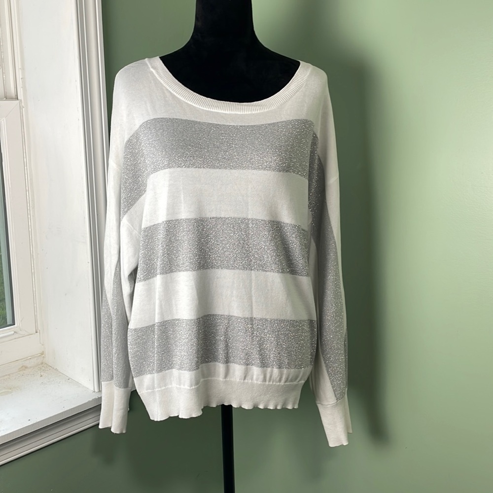 Liz Claiborne white metallic silver sweater, XL